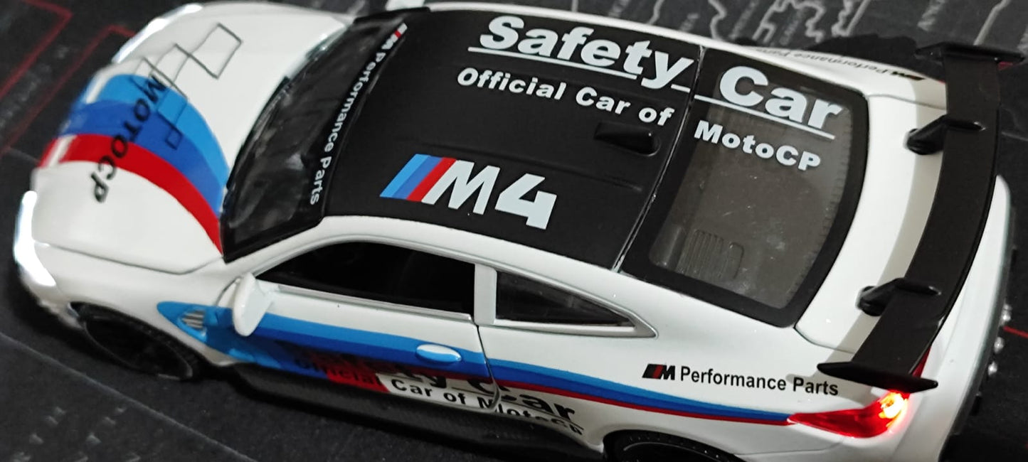 🏎️ Miniatura BMW M4 Coupê 1:32