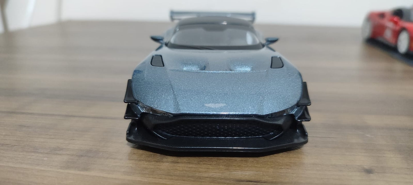 🏎️ Miniatura Aston Martin Vulcan 1:32