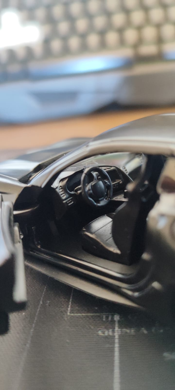 🚗 Miniatura Corvette Stingray – Escala 1:36 | Realismo e Estilo para sua Coleção!