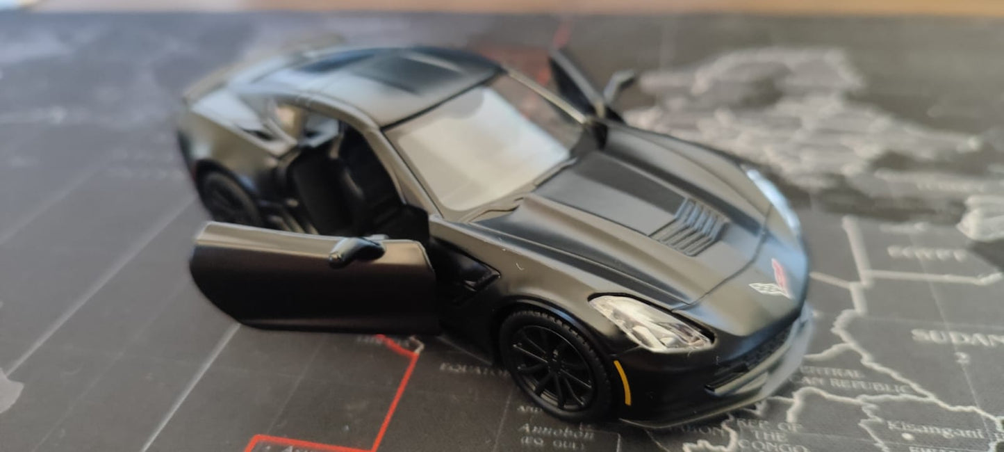 🚗 Miniatura Corvette Stingray – Escala 1:36 | Realismo e Estilo para sua Coleção!