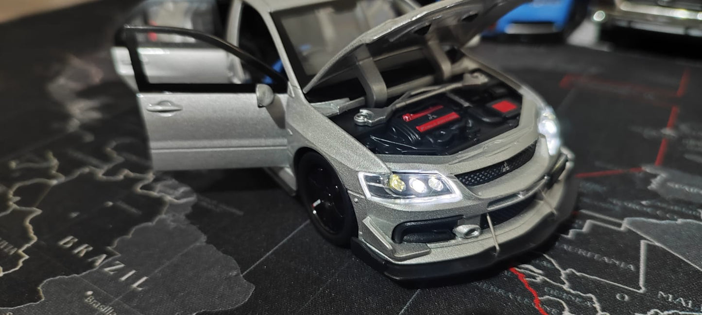 🔥 Mitsubishi Lancer Evolution – Escala 1:32