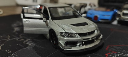 🔥 Mitsubishi Lancer Evolution – Escala 1:32